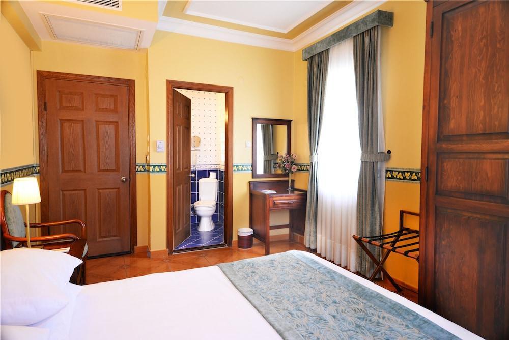 Mavi Ev Otel 3*